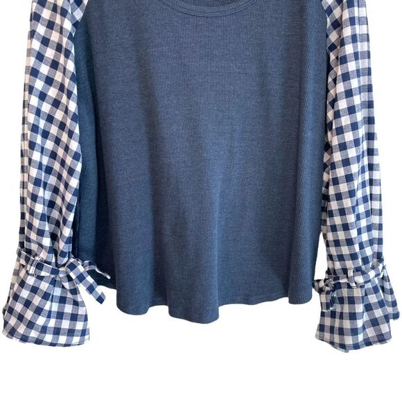 Suzanne Betro Ruffle Sleeve Raglan - Picture 3 of 8